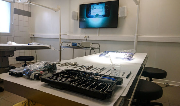 kerimedical formation workshop training ancillaire laboratoire kit instrument prothese prosthesis pouce thumb 1304