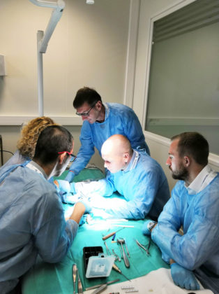 kerimedical cadaverlab training formation touch prothese trapezo-metacarpienne trapziometacarpal